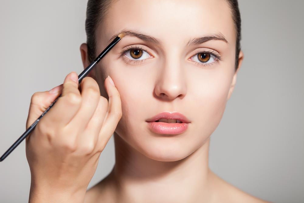 The different types of eyebrow makeup products